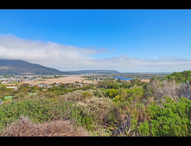 700M² VACANT LAND FOR SALE IN CHAPMAN'S BAY ESTATE
